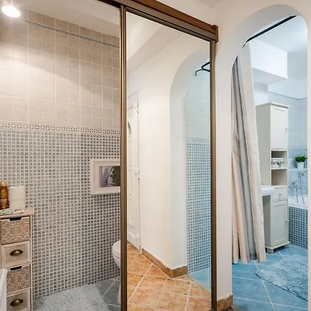 Apartamento Belleville With Balcony