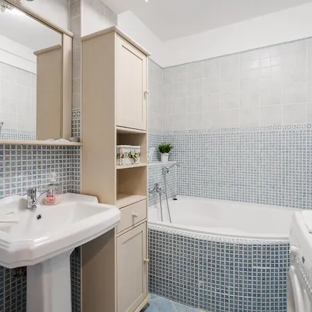 Apartamento Belleville With Balcony Budapest